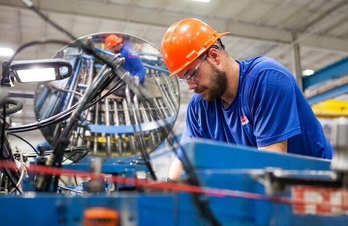 La industria pyme cayó 11,9% anual en marzo